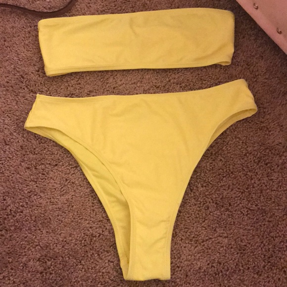 Fashion Nova Bikini - Picture 1 of 3